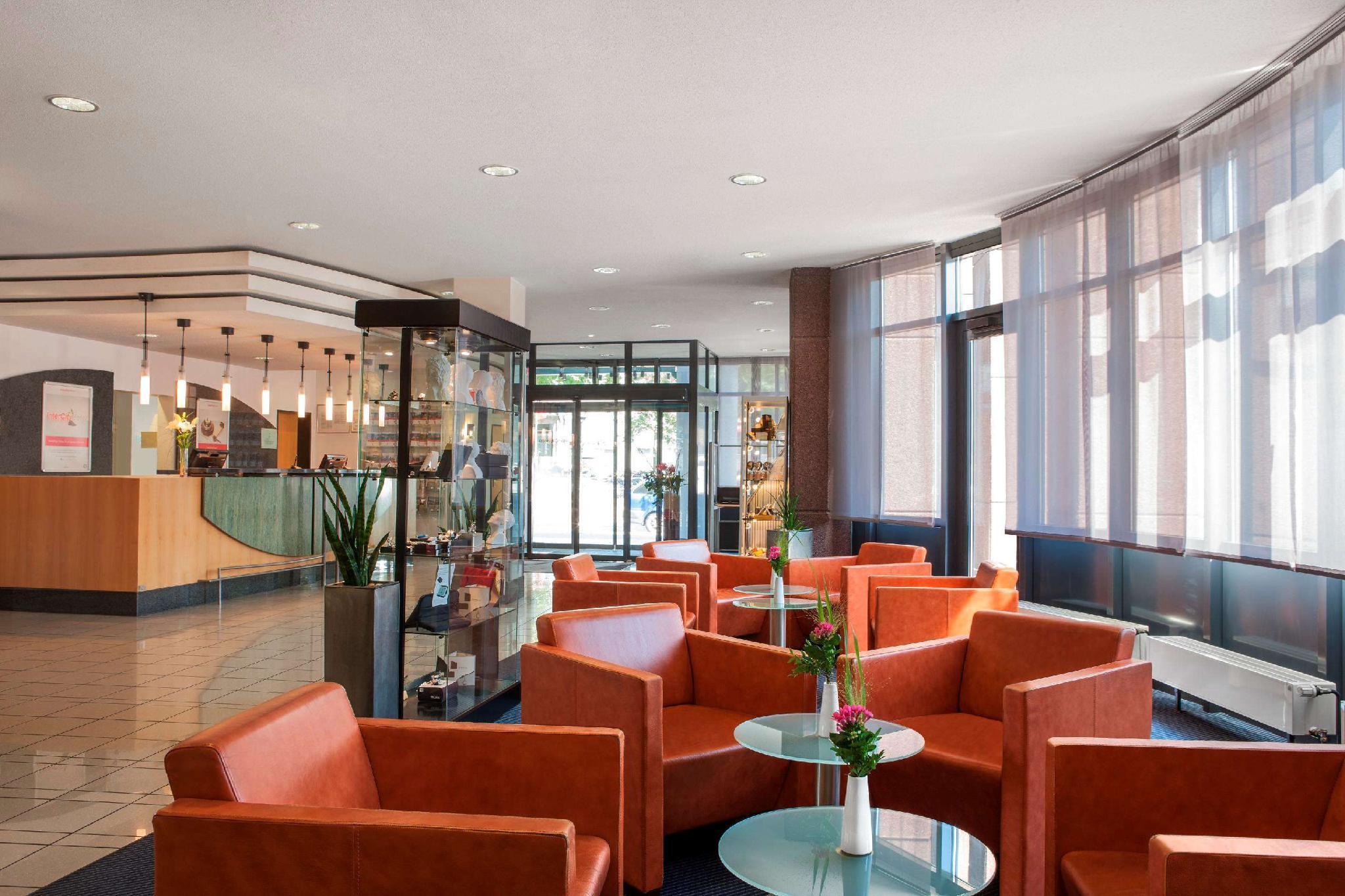 Intercityhotel Freiburg Extérieur photo
