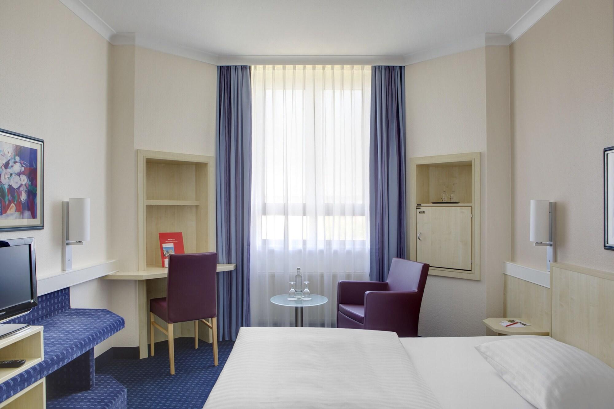 Intercityhotel Freiburg Extérieur photo